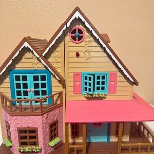 Li’l Woodzeez Honeysuckle Cottage